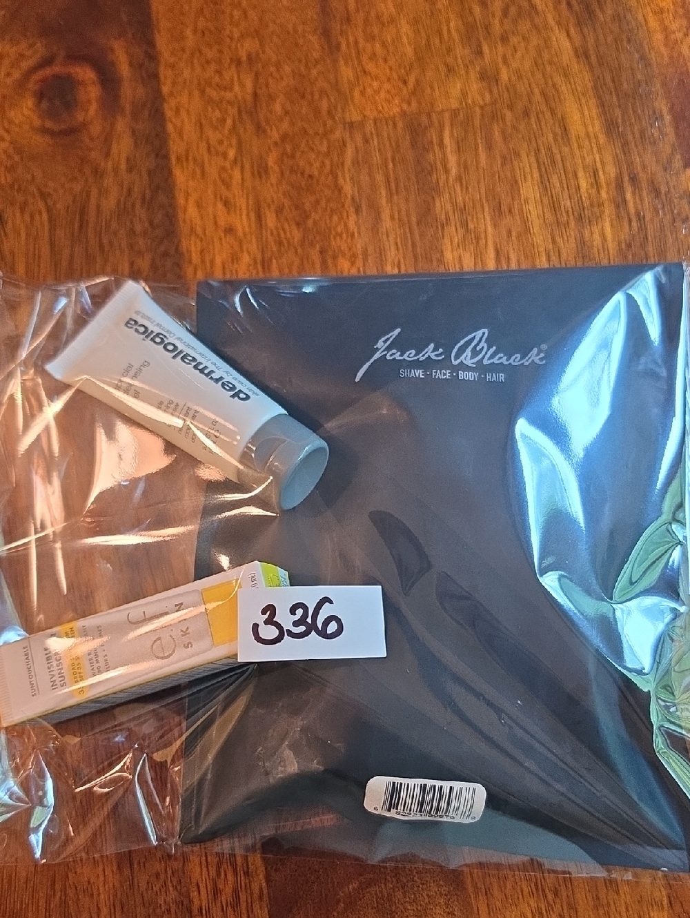 Mens NIB Jack Black Skin Care Bundle Set Plus Bonus Samples - Picture 13 of 13